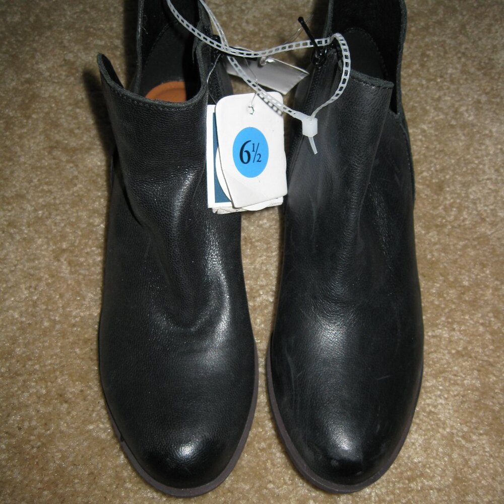 Lucky Brand Banterr Style Soft Black Leather Ankle Booties Size 6.5 Women NEW